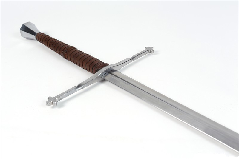 Custom Longsword (No 41.) - Hema Supplies